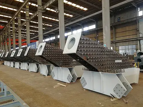 Componentes de acero para puente atirantado