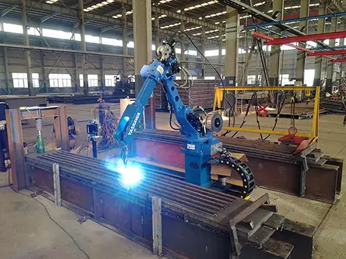 Robot de soldadura industrial