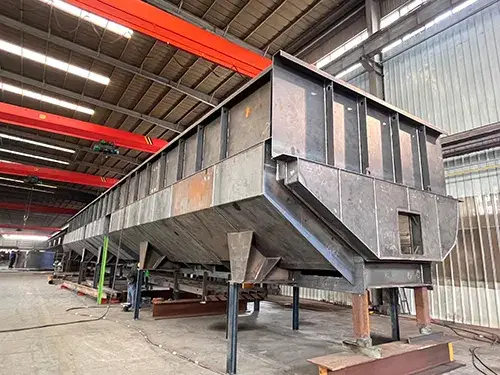 Carcasa de alimentador