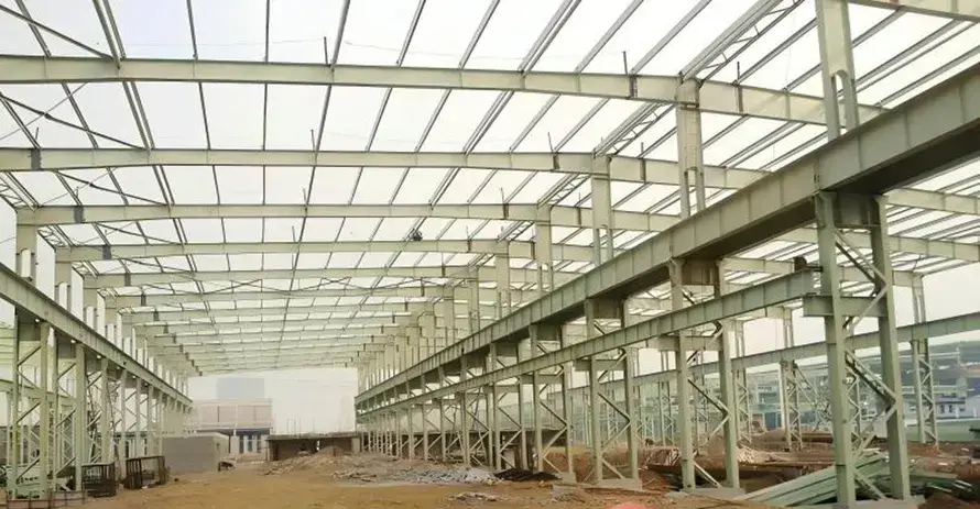 Fabricación a medida de estructuras metálicas para edificaciones