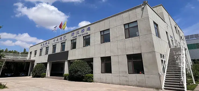 Edificio administrativo destinado a oficinas operativas